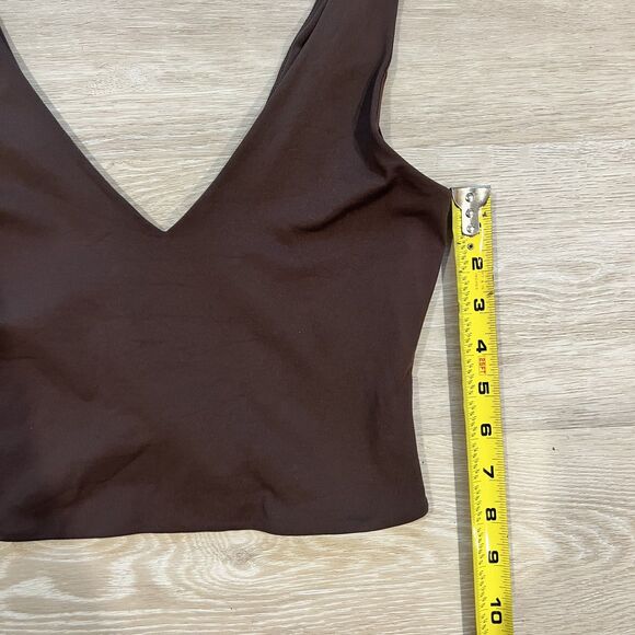 Babaton V Neck Active Bra Top-Size M - Picture 5 of 6